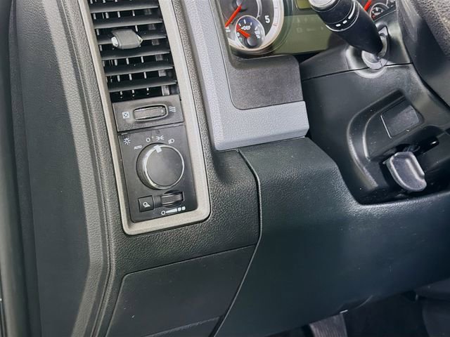 Used 2017 RAM 2500 Tradesman w/ Chrome Appearance Group image 10