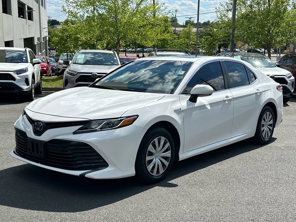Used 2018 Toyota Camry LE w/ Audio Package FWD image 2