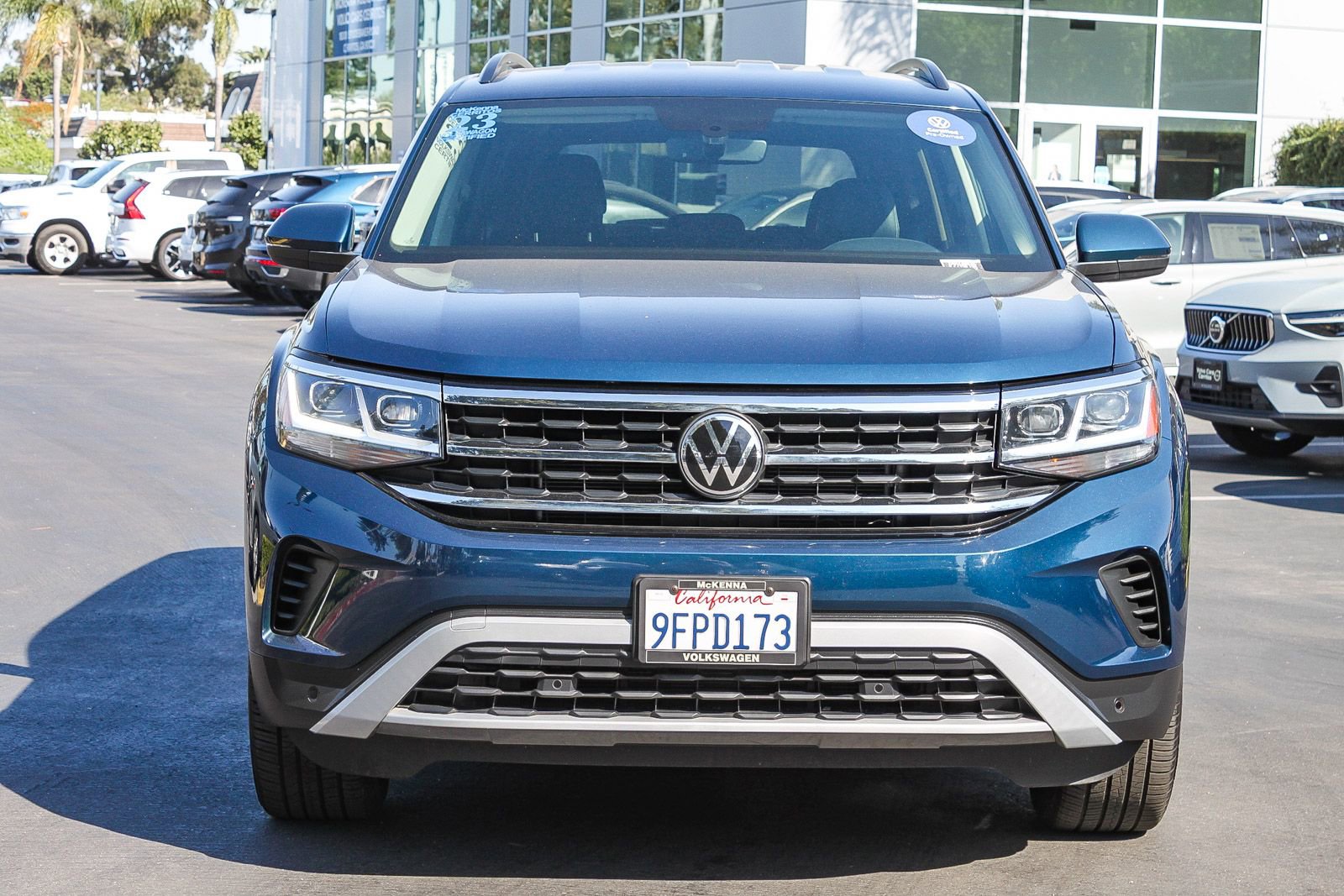 Certified 2023 Volkswagen Atlas SE image 2