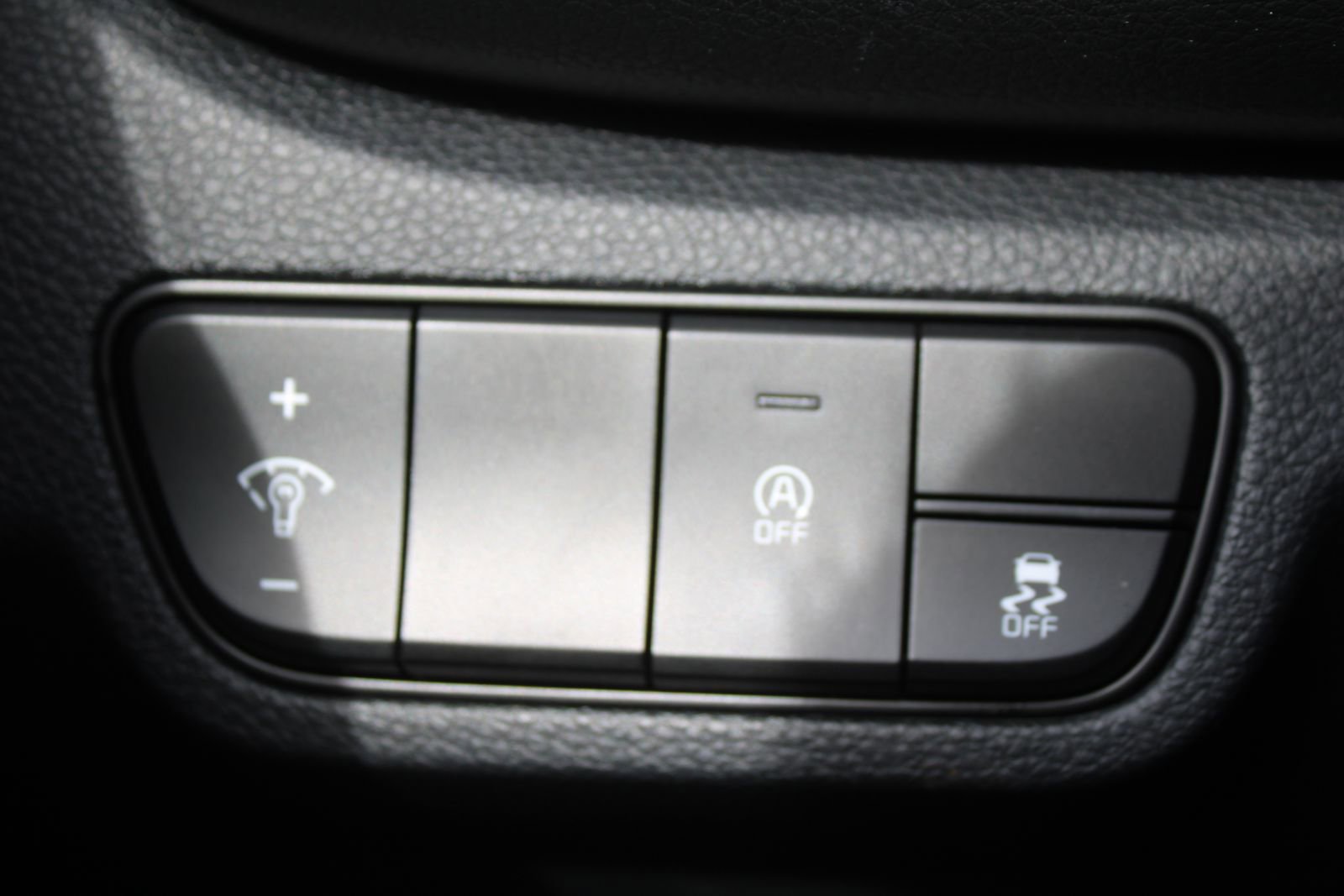 New 2026 Kia Seltos EX image 24