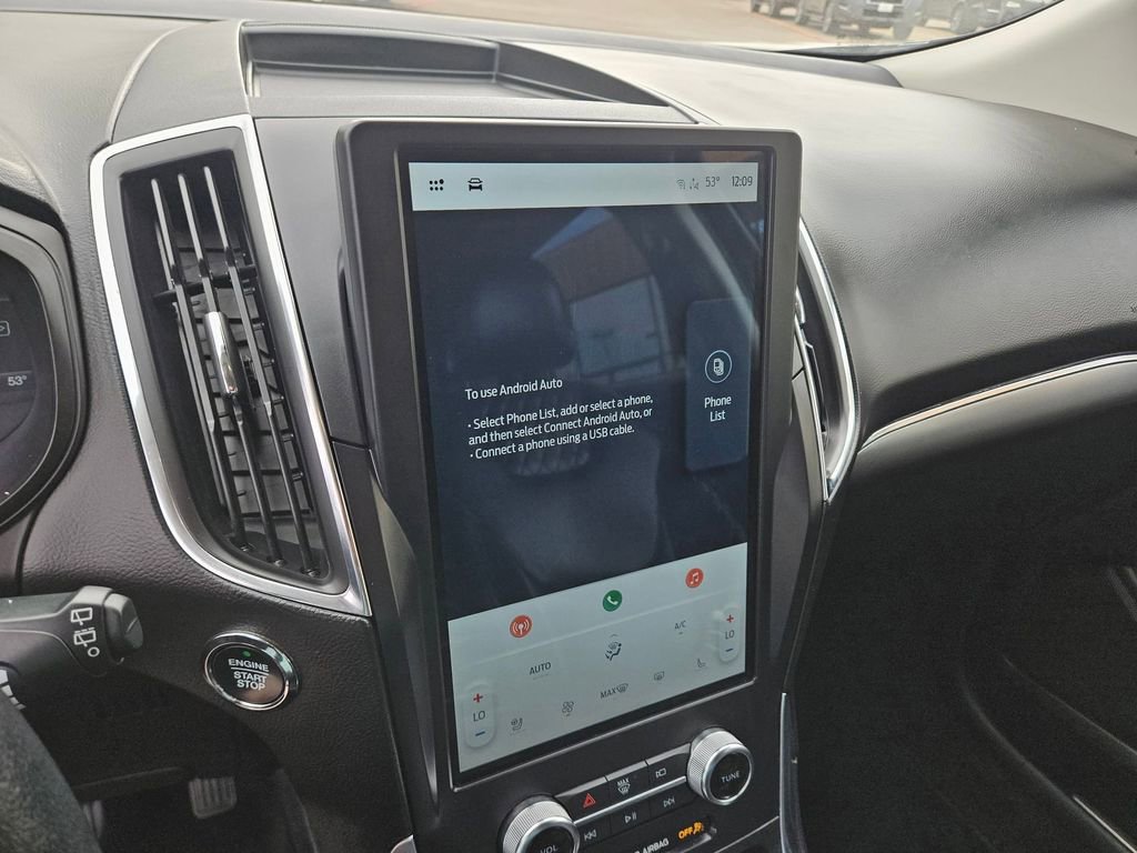 Used 2024 Ford Edge Titanium image 22