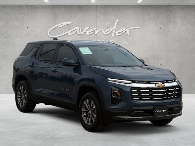 Used 2025 Chevrolet Equinox LT image 2