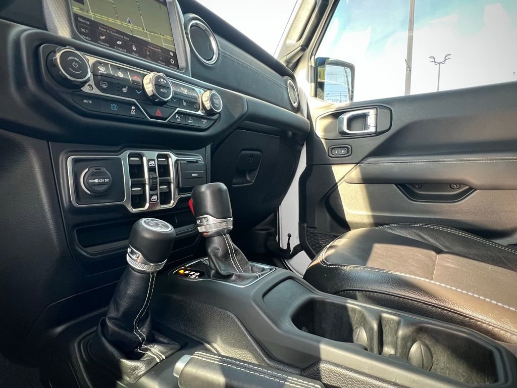 Used 2022 Jeep Wrangler Unlimited Sahara w/ Cold Weather Group image 61