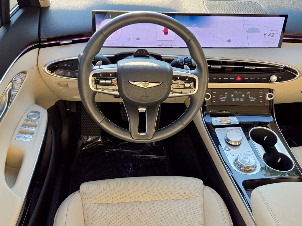 Used 2026 Genesis GV70 2.5T AWD/4WD image 14