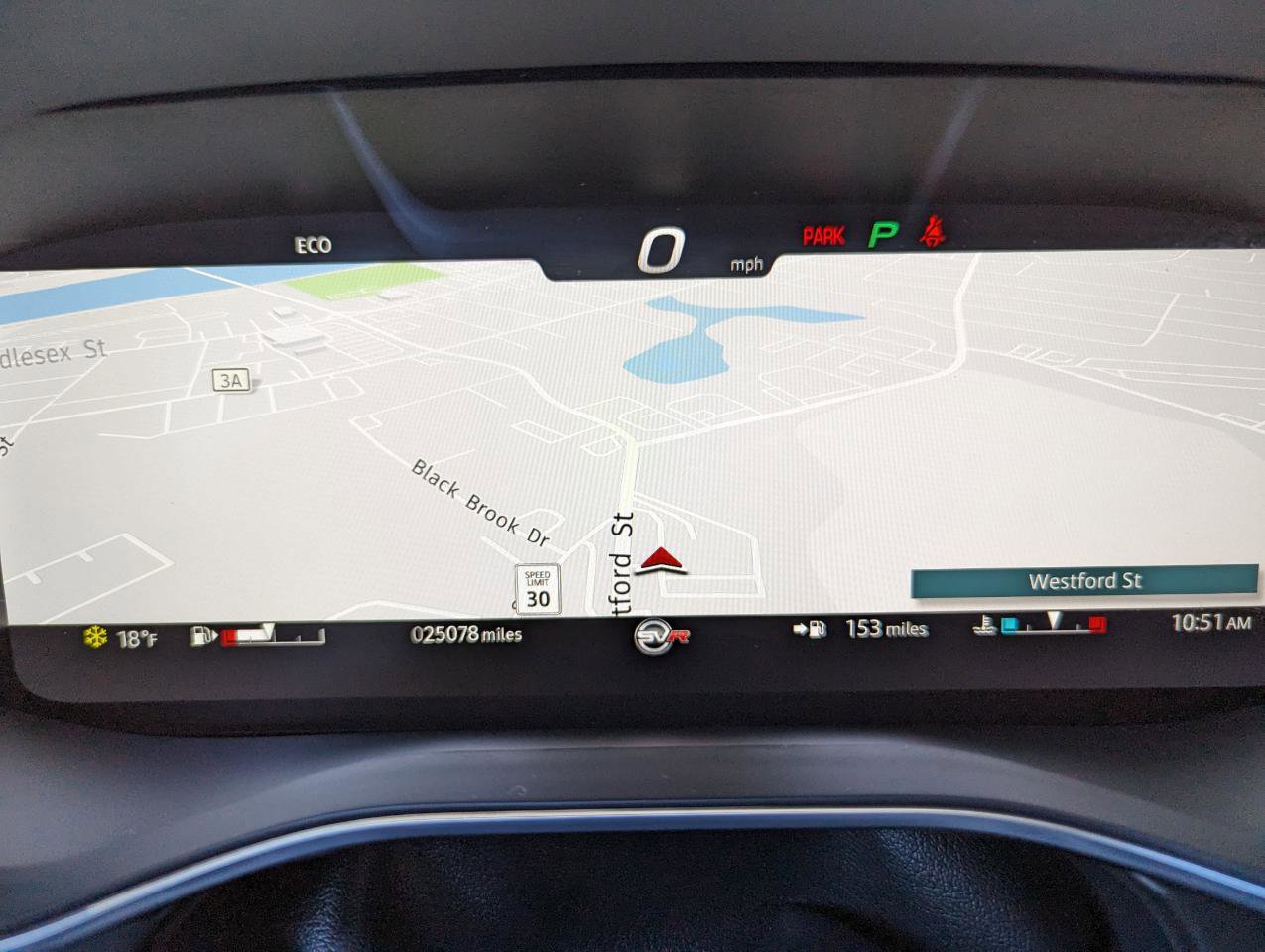 Used 2023 Jaguar F-PACE SVR image 18