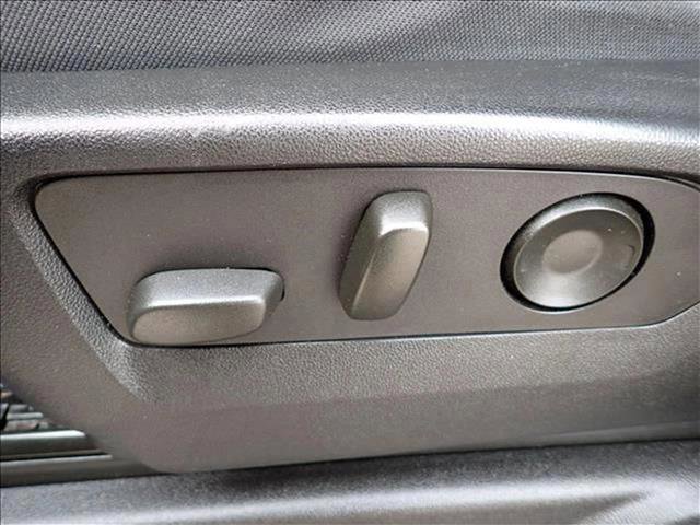 Used 2023 GMC Yukon SLE AWD/4WD image 14