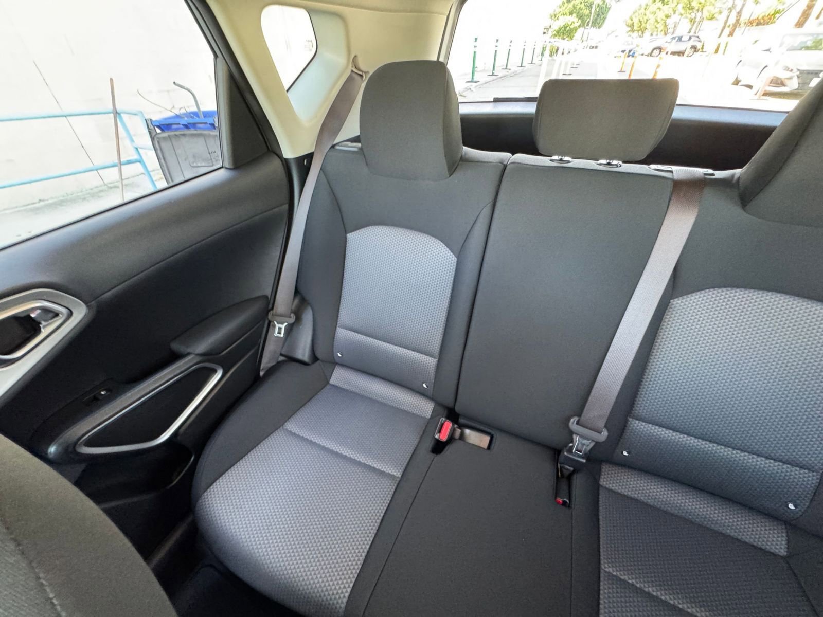 Used 2025 Kia Soul LX w/ LX Technology Package FWD image 37