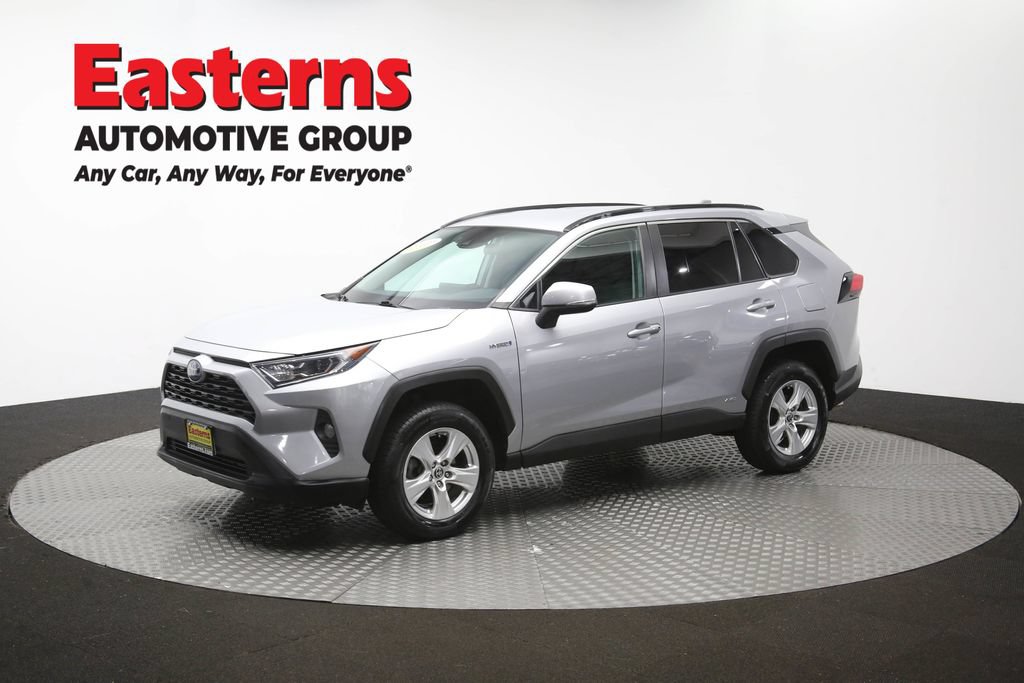 Used 2021 Toyota RAV4 XLE w/ XLE Grade Weather Package AWD/4WD image 58