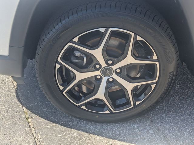 Used 2025 Jeep Compass Limited AWD/4WD image 10