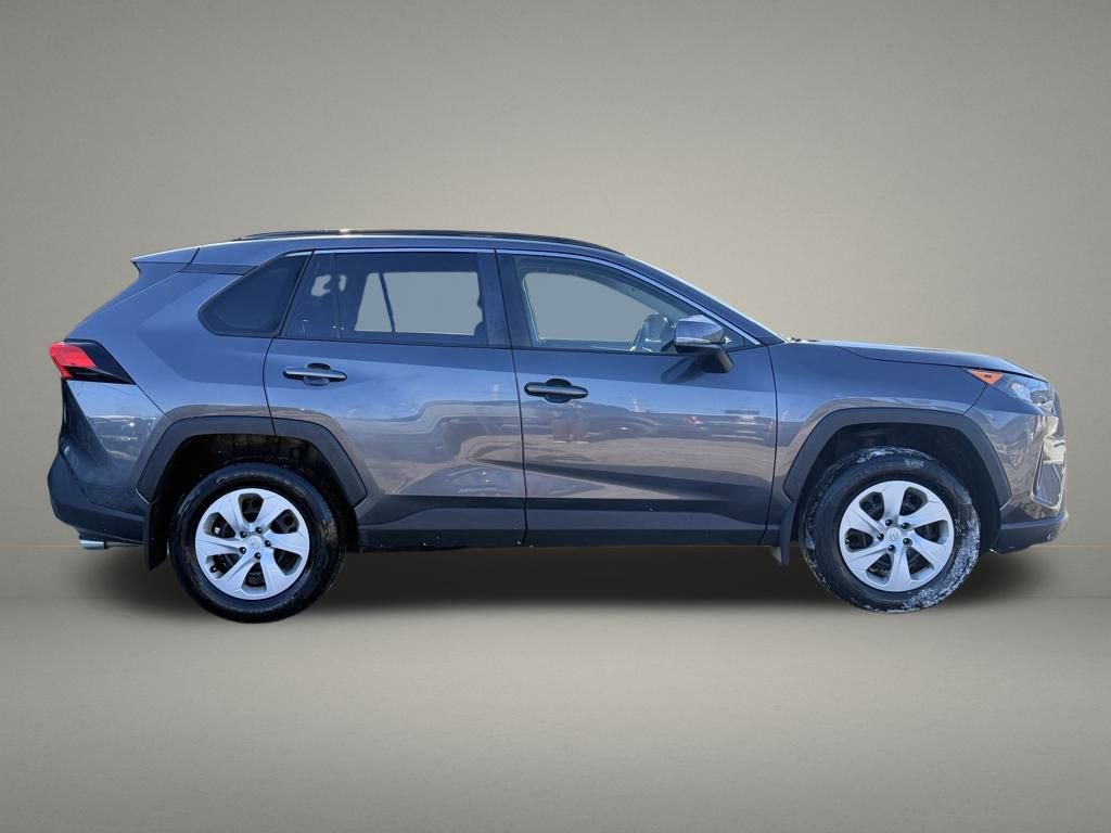 Used 2019 Toyota RAV4 LE w/ Carpet Mat Package image 6