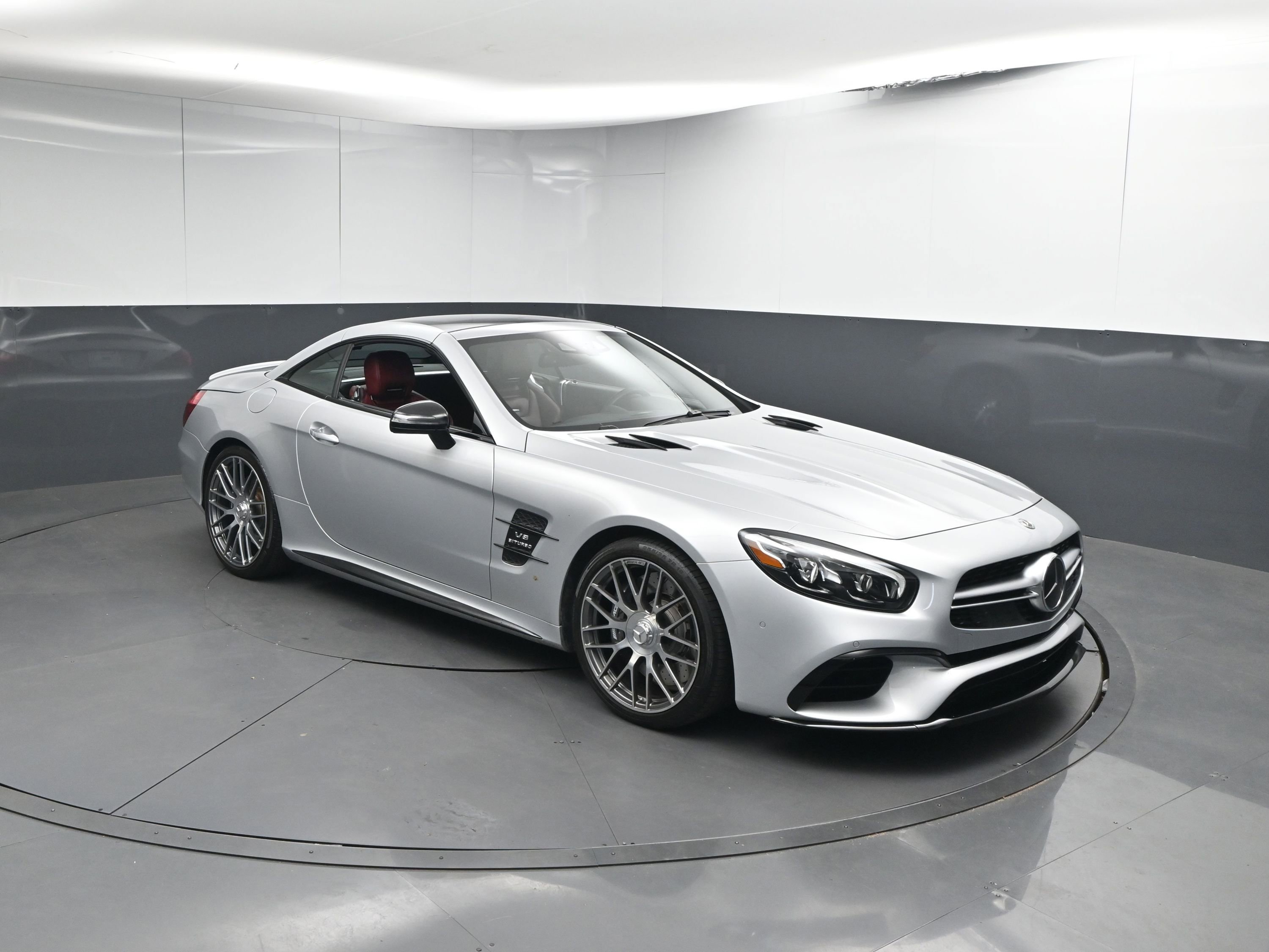 Used 2019 Mercedes-Benz SL 63 AMG image 31