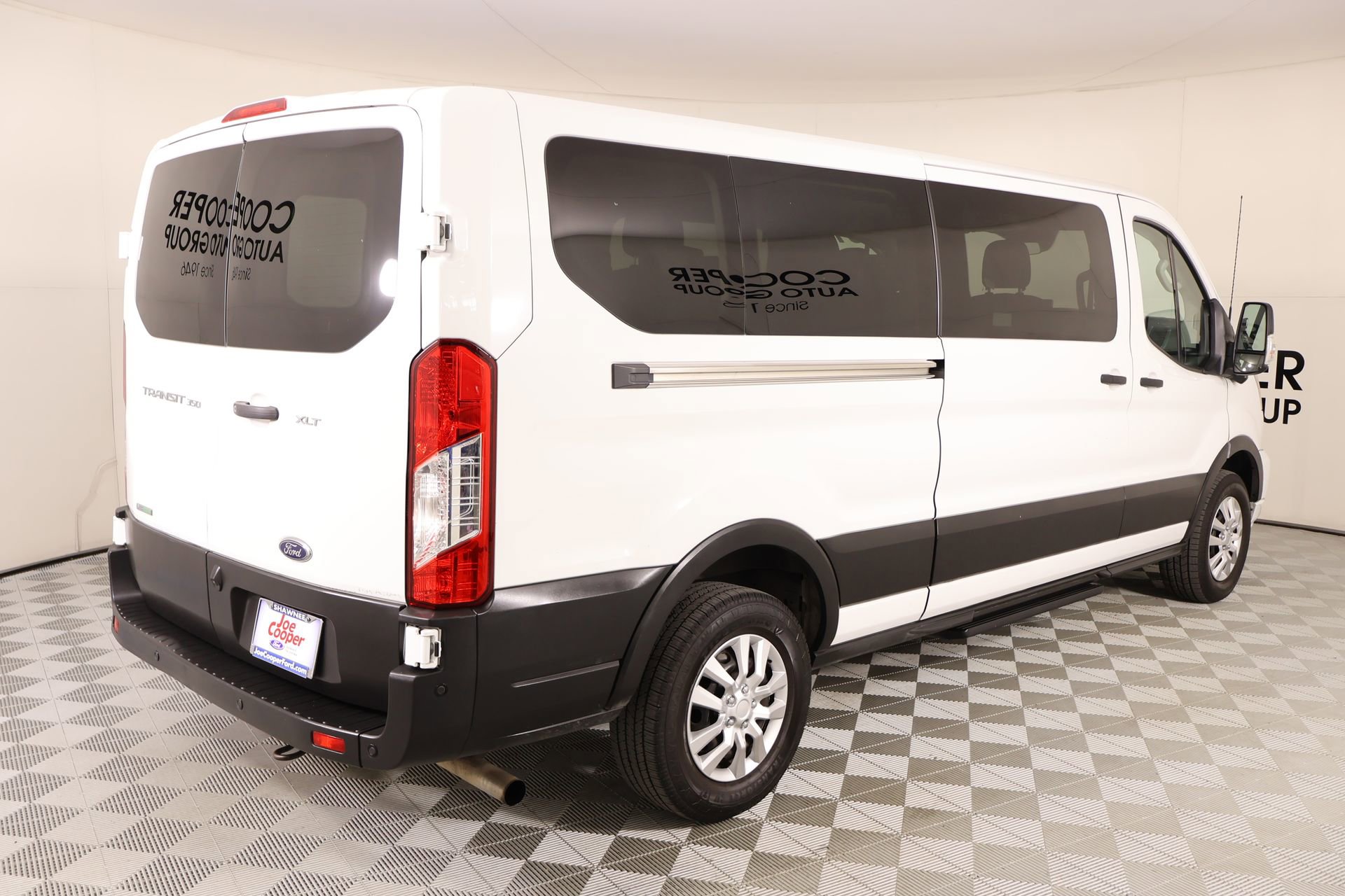 Used 2023 Ford Transit 350 XLT image 20