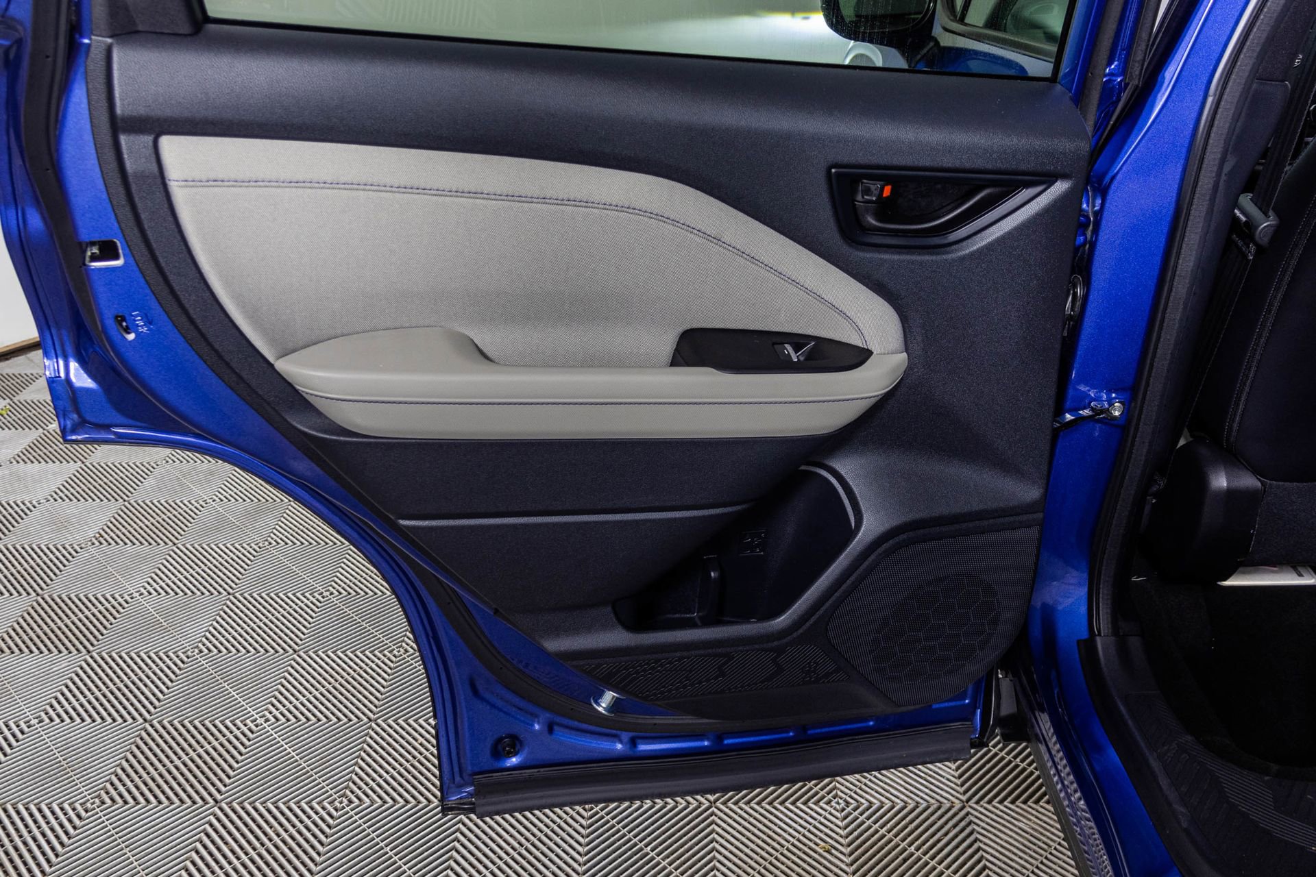 Used 2026 Subaru Forester Premium image 38