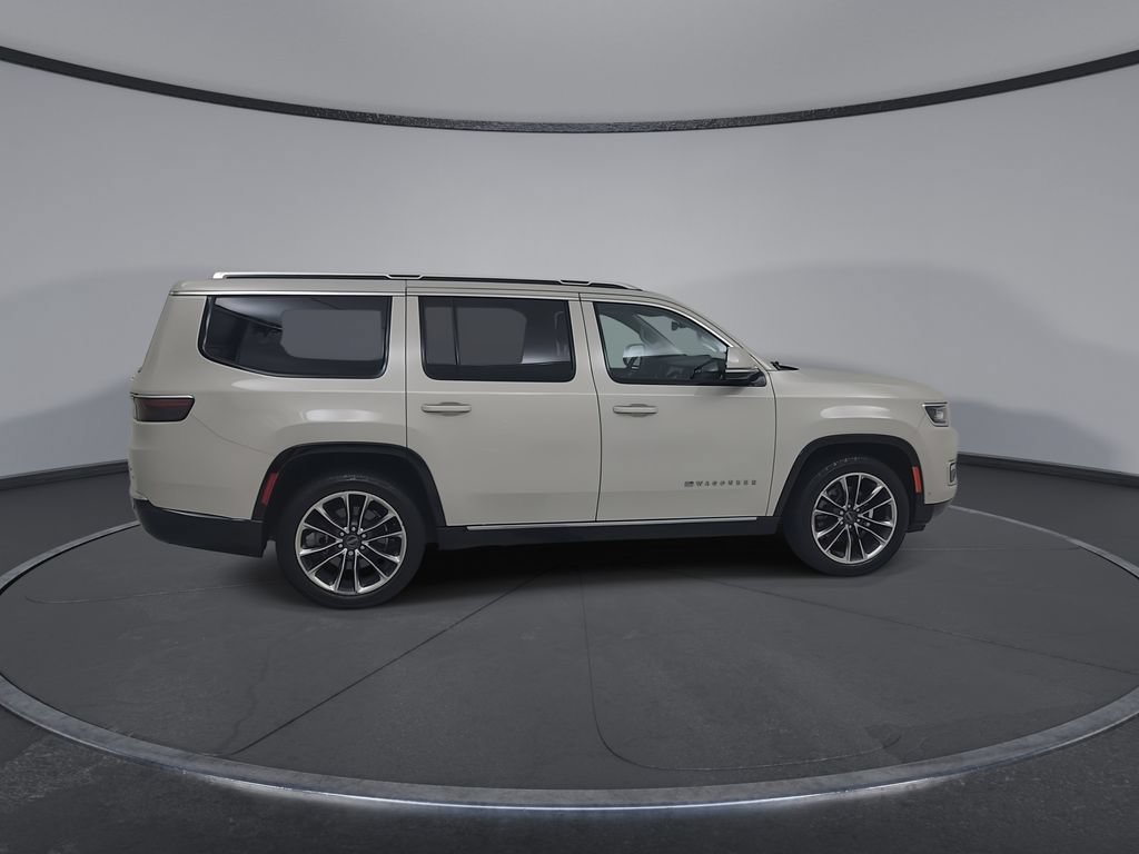 Certified 2022 Jeep Wagoneer Series III w/ Premium Group I AWD/4WD image 18