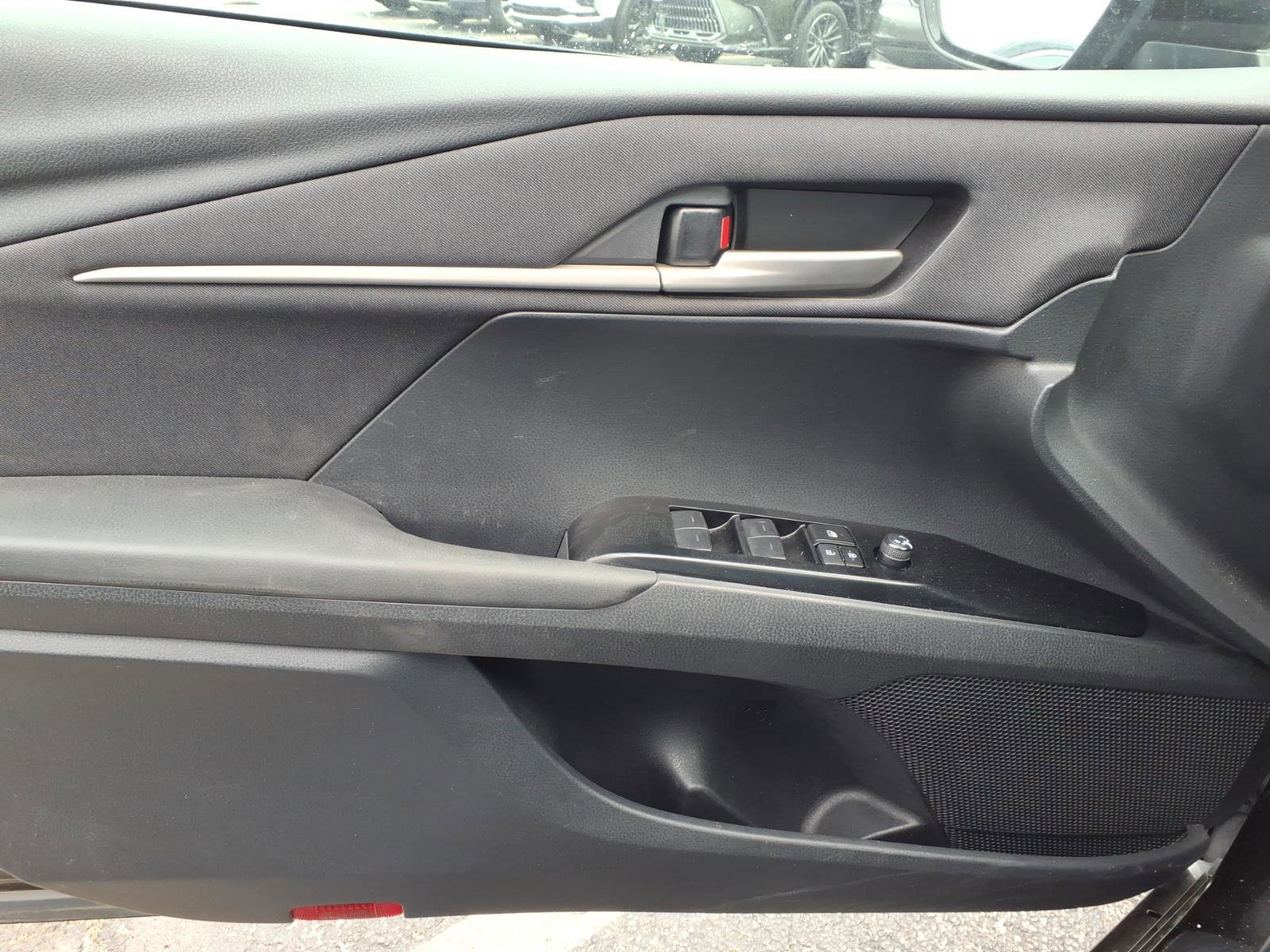 Used 2025 Toyota Camry LE image 25