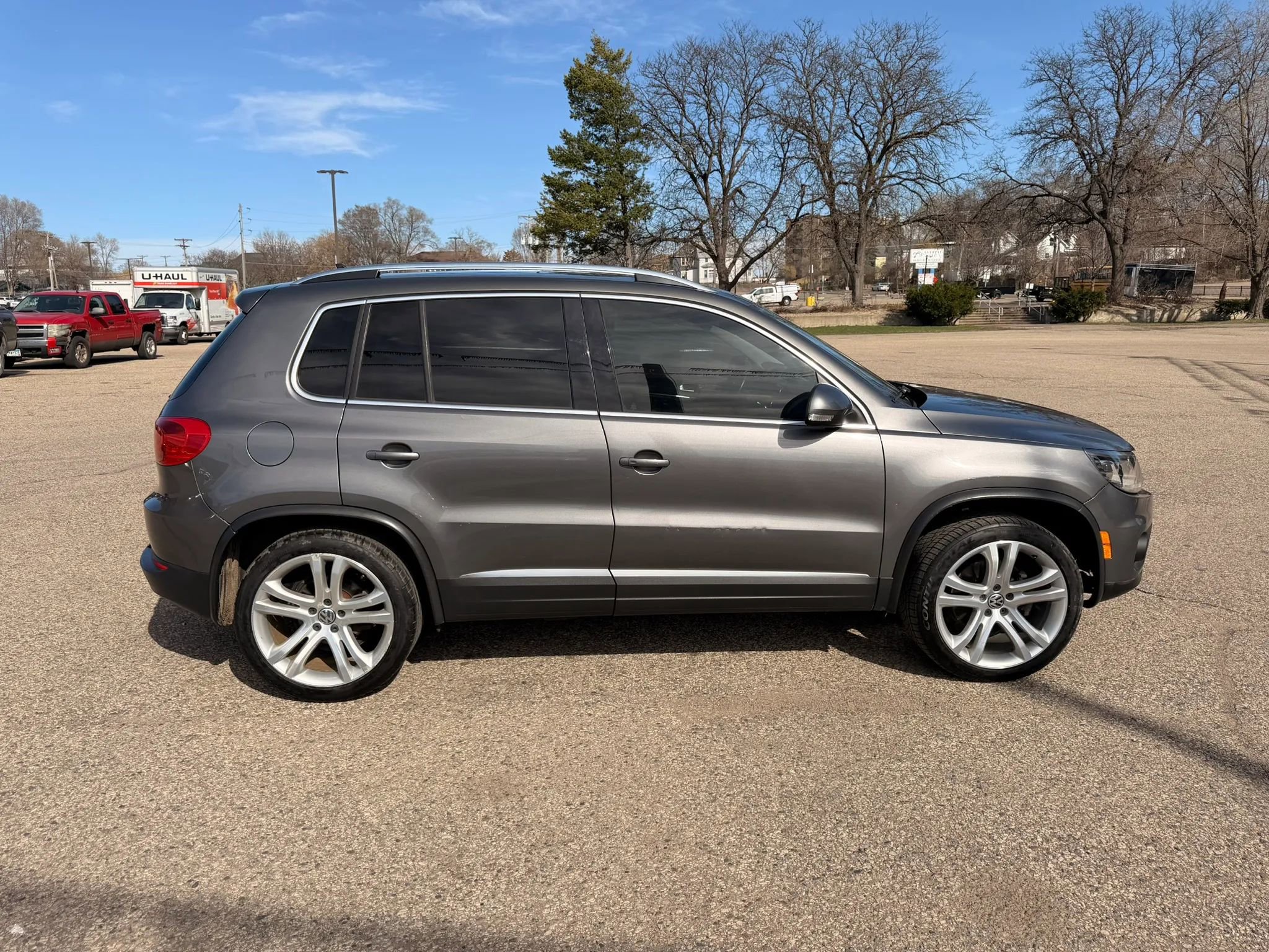 Used 2012 Volkswagen Tiguan S FWD image 7