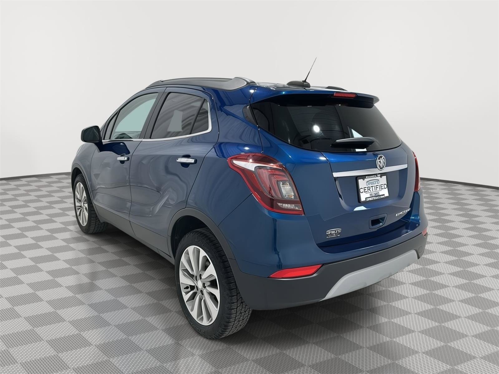 Used 2020 Buick Encore Preferred w/ Safety Package image 2