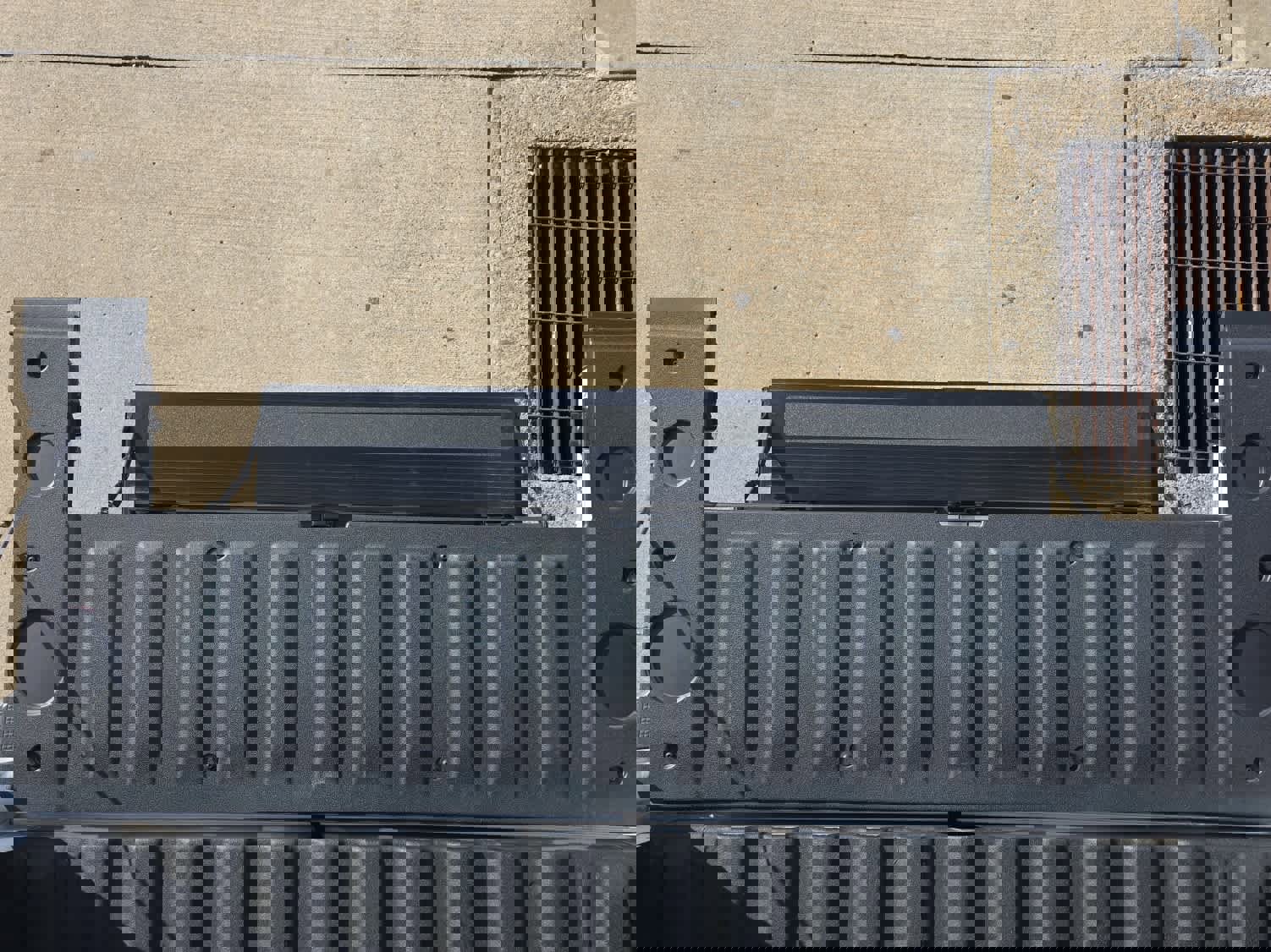 Used 2025 GMC Sierra 1500 SLT w/ SLT Premium Package image 13