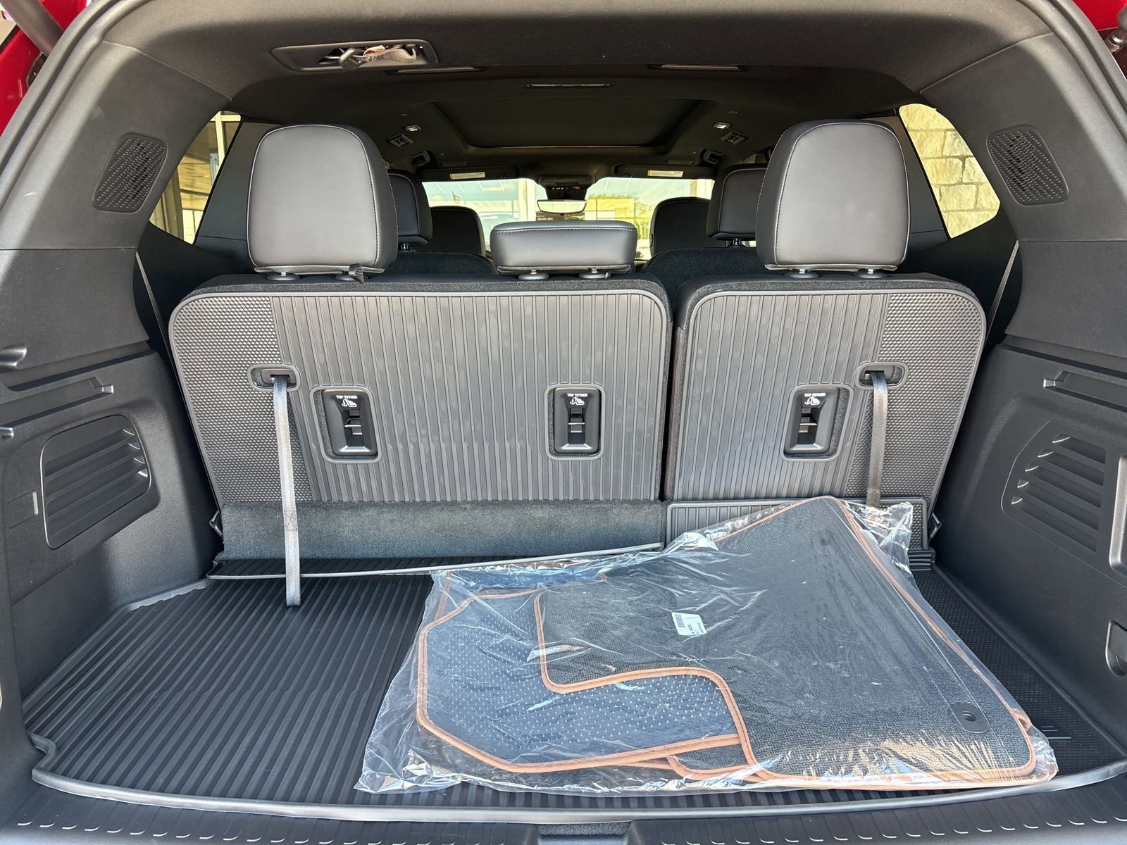 New 2026 GMC Acadia AT4 image 17