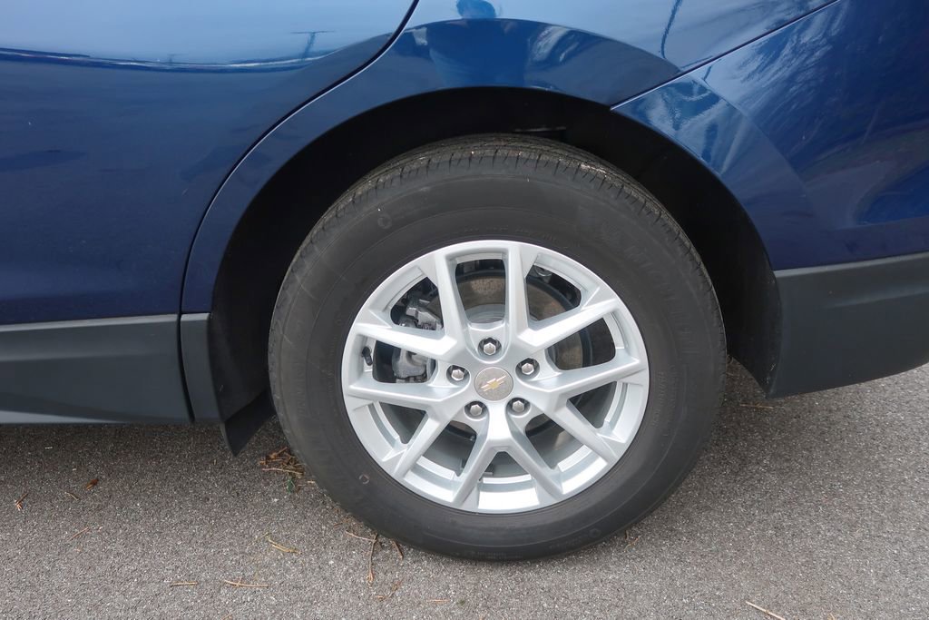 Used 2022 Chevrolet Equinox LS w/ LS Convenience Package image 15
