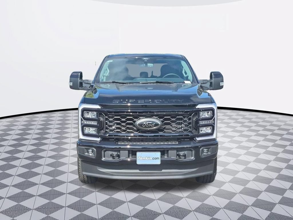 New 2026 Ford F250 Lariat w/ Black Appearance Package AWD/4WD image 8