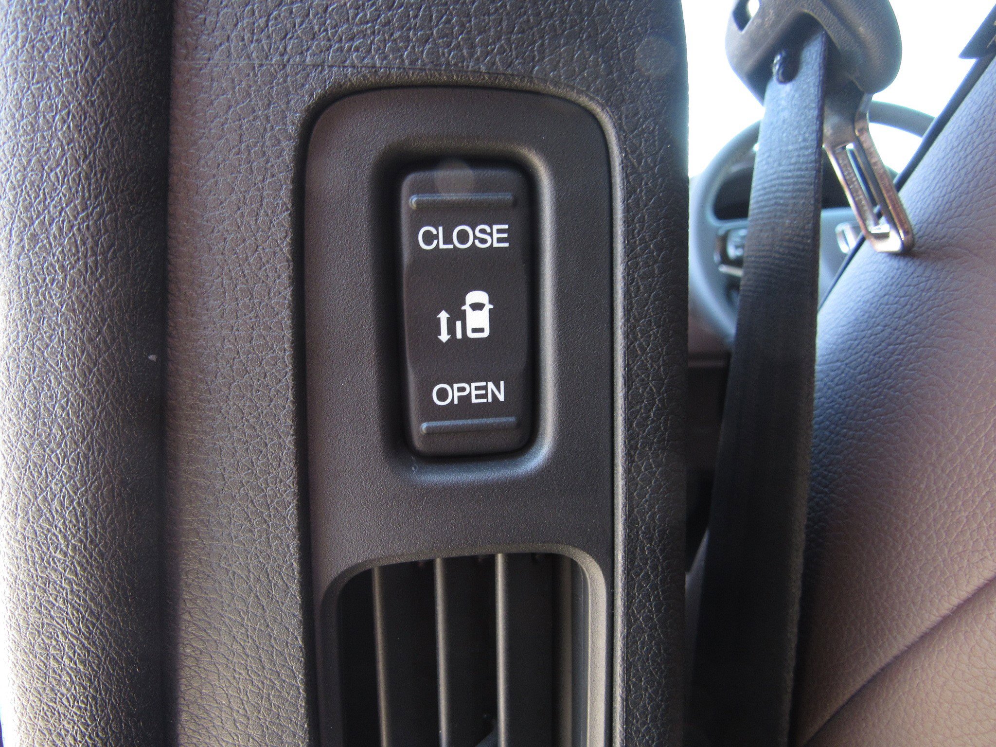 New 2026 Honda Odyssey Touring image 15