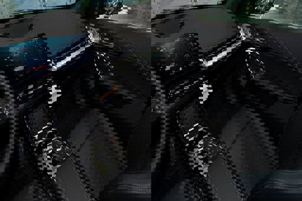 Used 2025 BMW X1 xDrive28i w/ Technology Package image 37