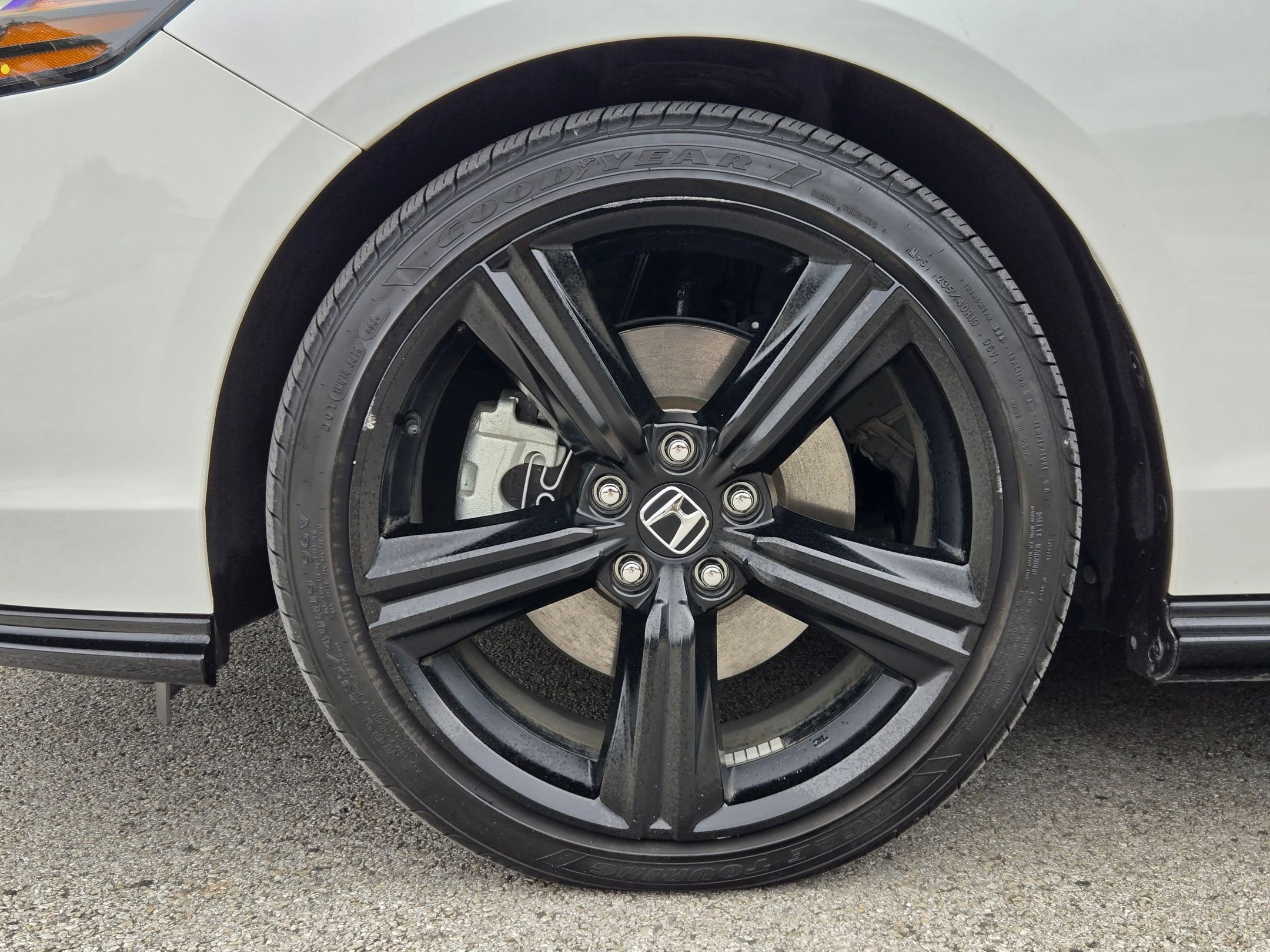 Certified 2025 Honda Accord Sport image 31