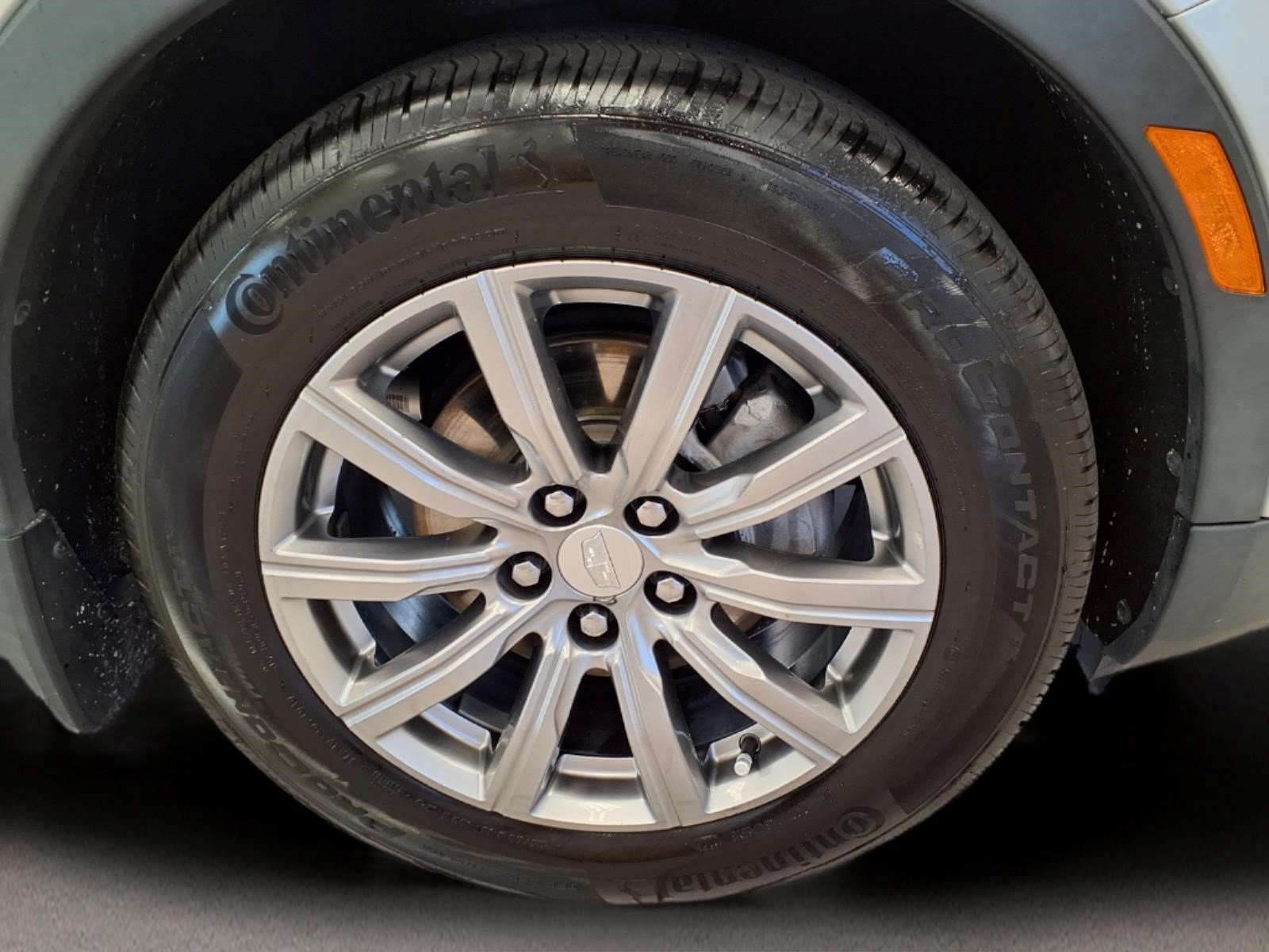 Used 2021 Cadillac XT4 Premium Luxury FWD image 8