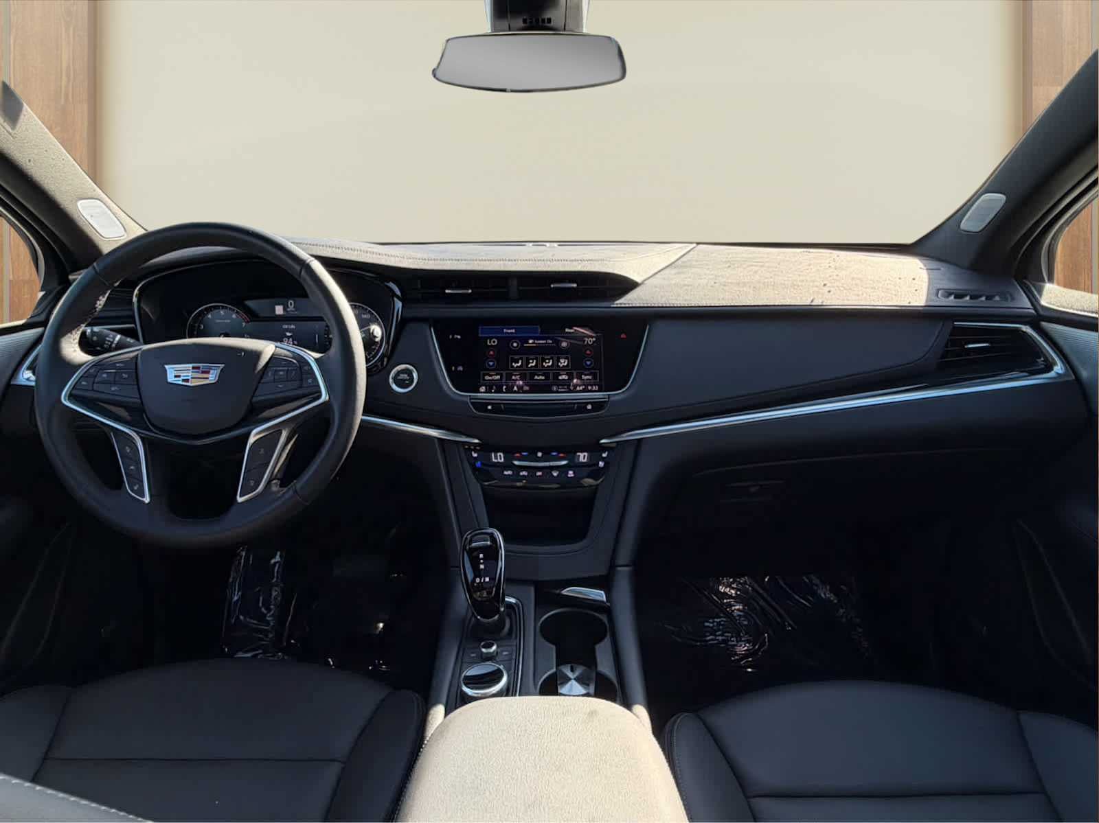 Used 2024 Cadillac XT5 Premium Luxury w/ LPO, Floor Liner Package AWD/4WD image 10