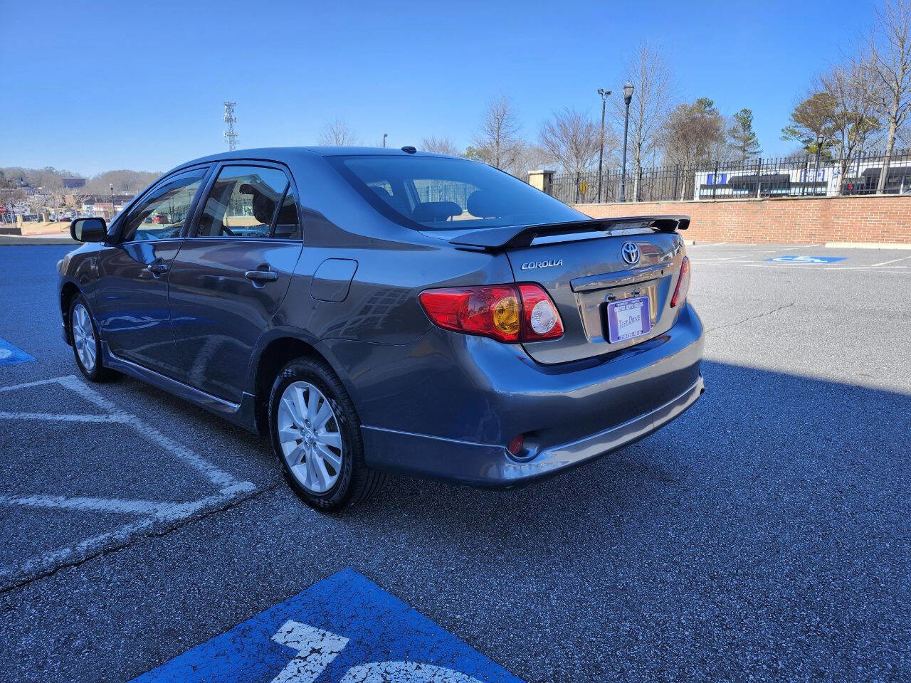 Used 2010 Toyota Corolla S image 16