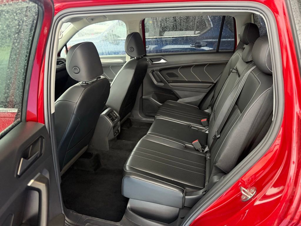 Used 2022 Volkswagen Tiguan SE image 15