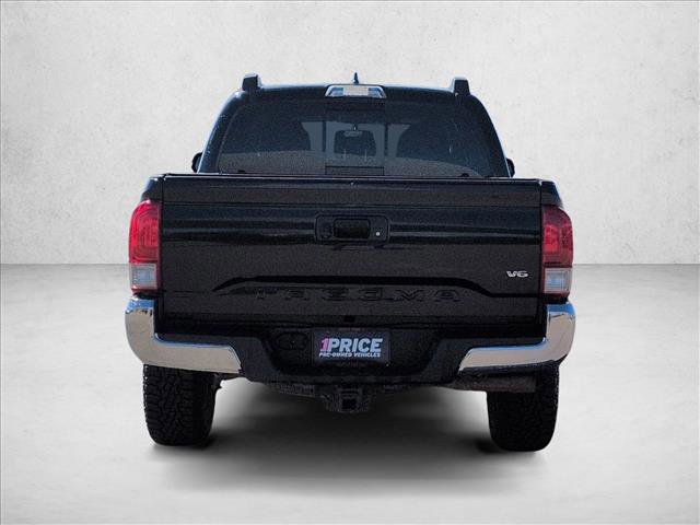 Used 2017 Toyota Tacoma TRD Off-Road w/ Tow Package (A/T) image 6