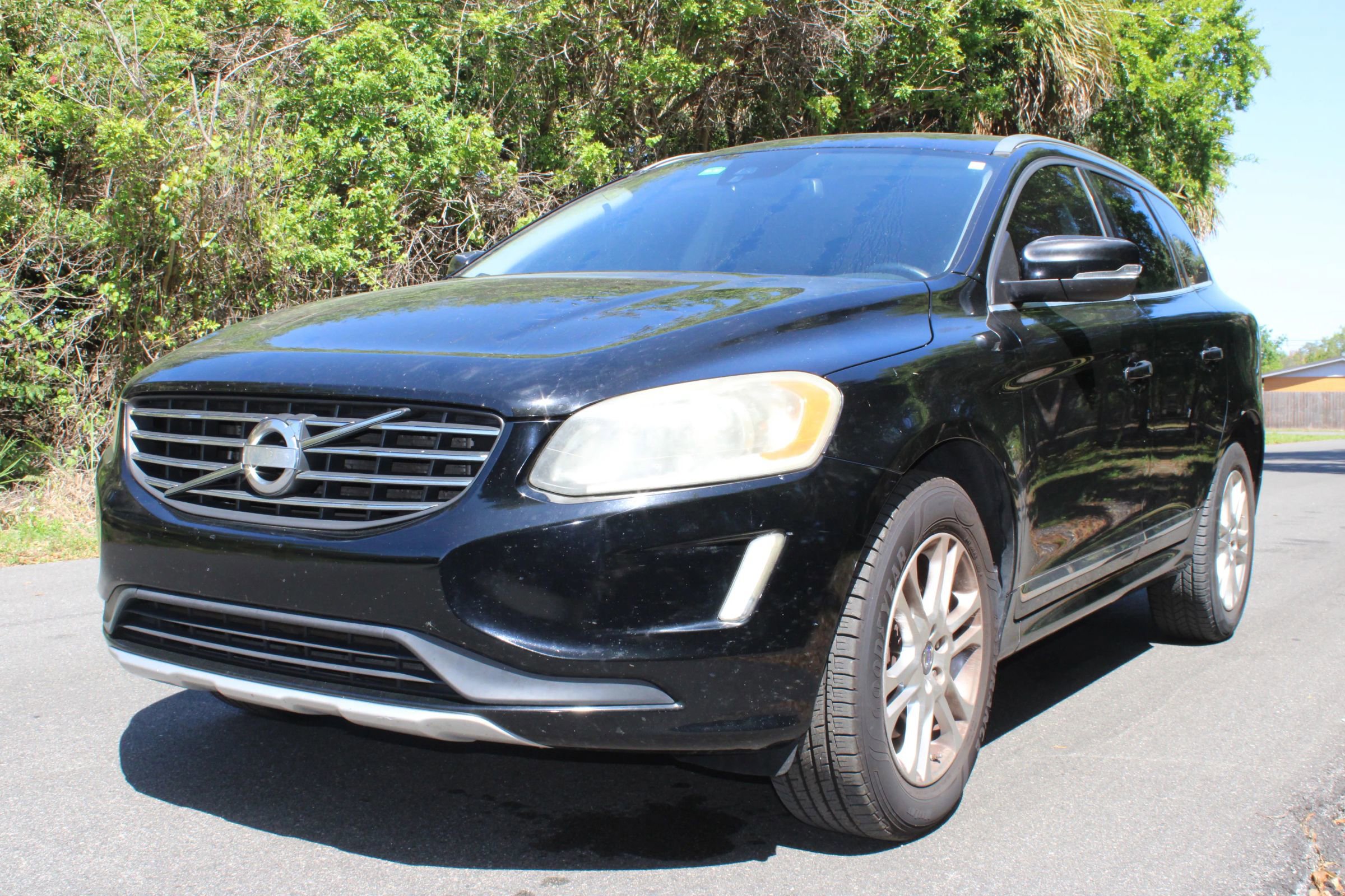 Used 2015 Volvo XC60 T5 Premier image 1