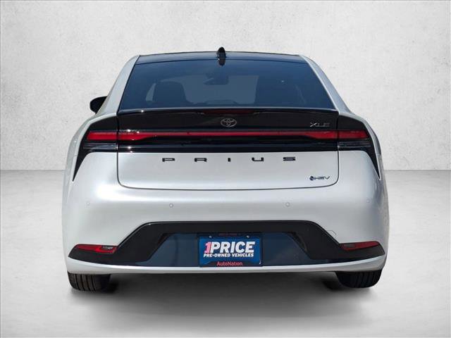 Used 2023 Toyota Prius XLE image 7