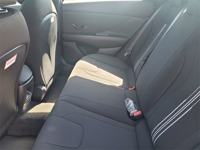 New 2025 Hyundai Elantra SEL FWD image 14
