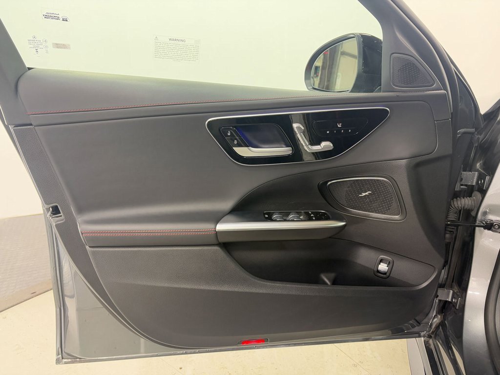 Used 2025 Mercedes-Benz C 43 AMG 4MATIC Sedan image 6