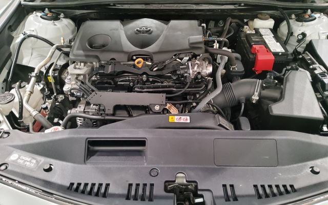 Used 2024 Toyota Camry XSE FWD image 10