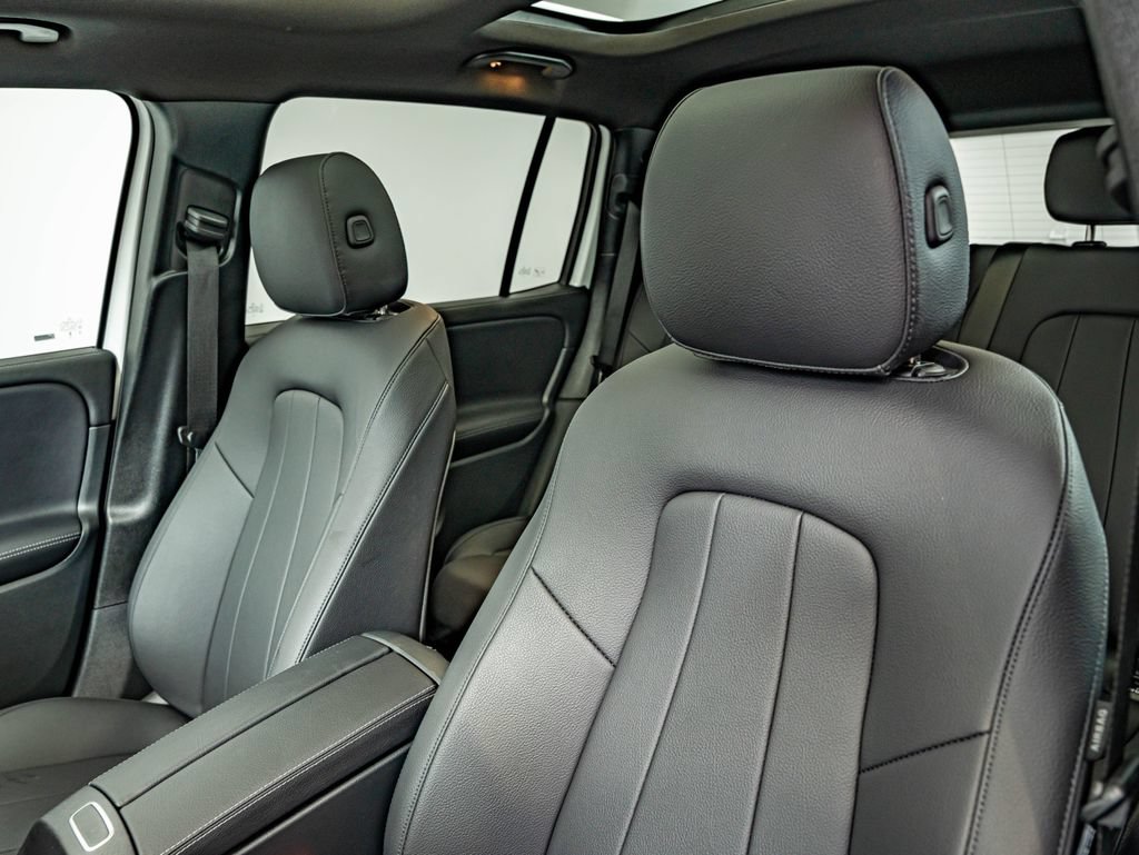 Certified 2026 Mercedes-Benz GLB 250 4MATIC image 33