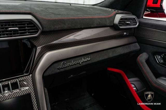 Used 2023 Lamborghini Urus Performante image 40