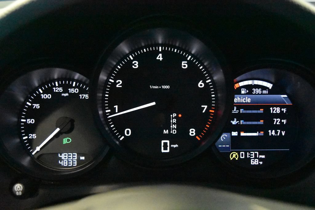 Certified 2025 Porsche Macan AWD/4WD image 20