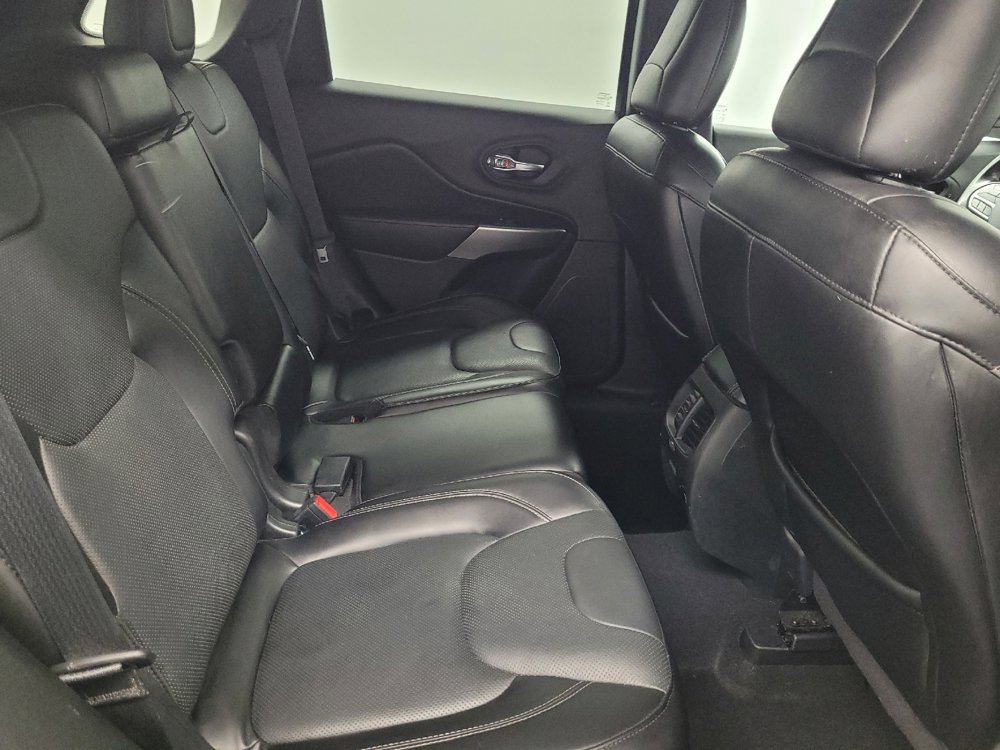 Used 2020 Jeep Cherokee High Altitude AWD/4WD image 19