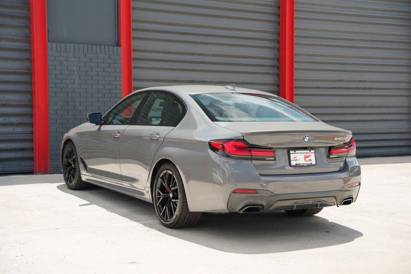 Used 2021 BMW 540i w/ M Sport Package RWD image 12