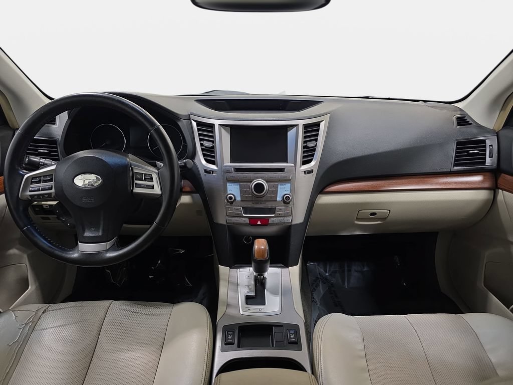 Used 2014 Subaru Outback 2.5i Limited AWD/4WD image 10
