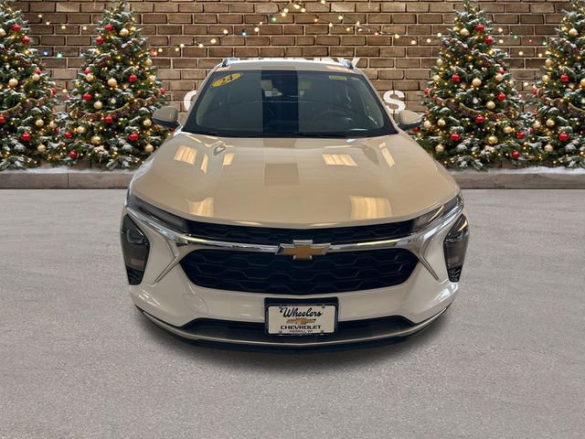 Used 2024 Chevrolet Trax LT image 9