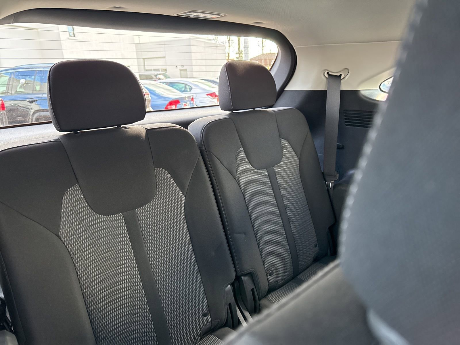 Used 2022 Kia Sorento LX image 18