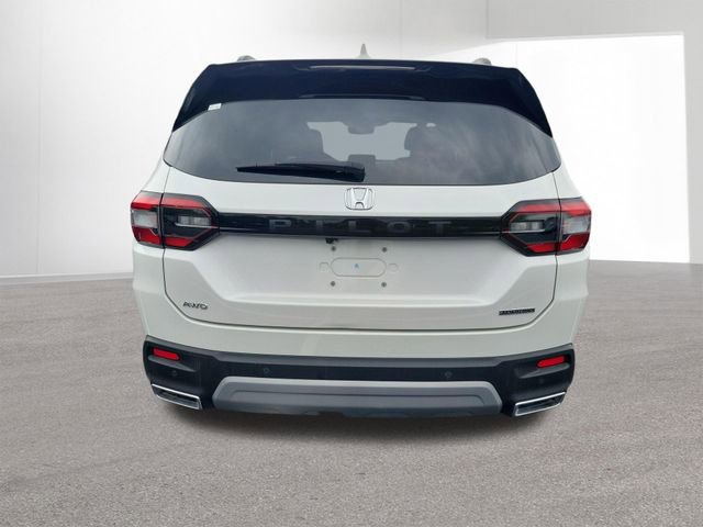 Used 2023 Honda Pilot Touring image 15