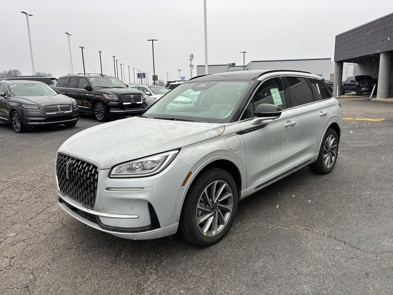 New 2026 Lincoln Corsair Grand Touring image 3