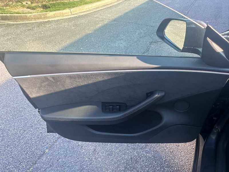 Used 2024 Tesla Model 3 Performance image 23