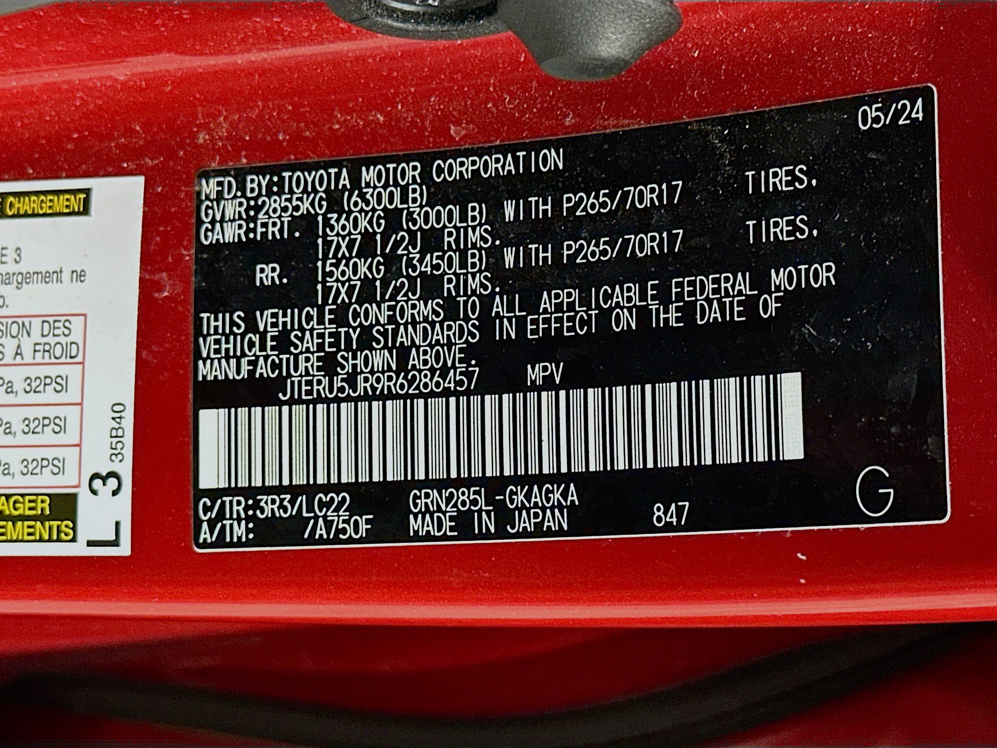 Used 2024 Toyota 4Runner TRD Off-Road Premium image 12